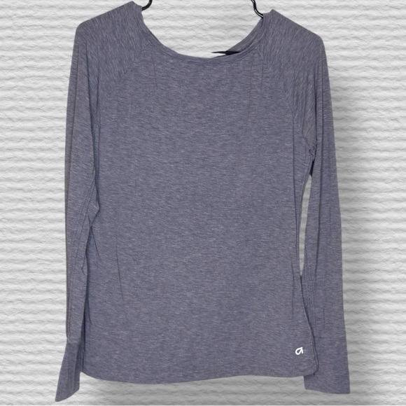 GAP Tops - GAP Gray Long Sleeve Thumb hole Tee